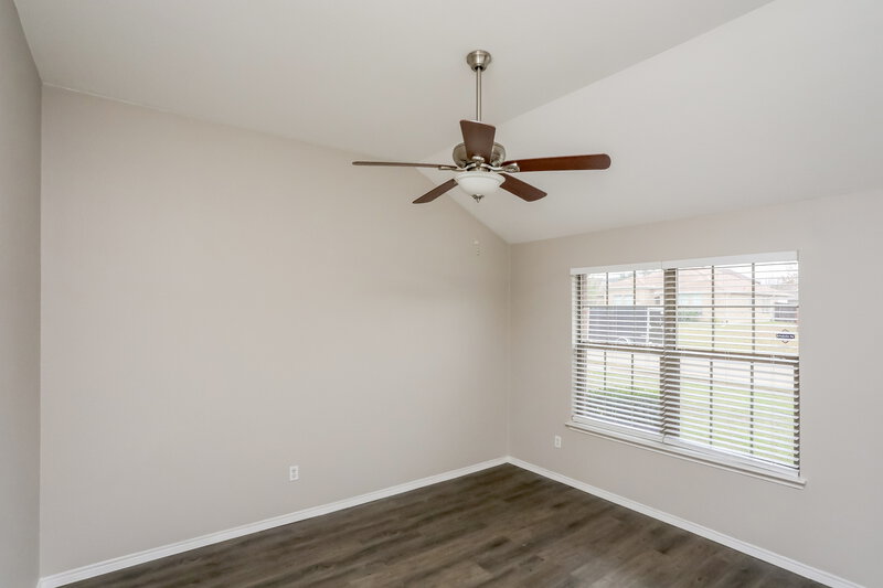 2,055/Mo, 1338 Kentucky Avenue Lancaster, TX 75134 Bedroom View 4