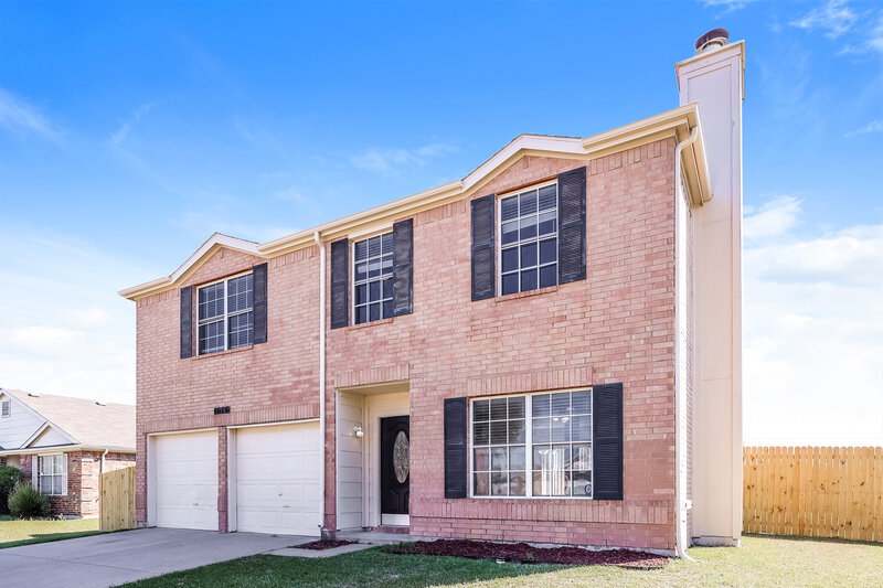 2,315/Mo, 1616 Columbia Drive Glenn Heights, TX 75154 Front View