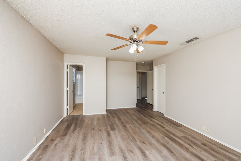 2,315/Mo, 1616 Columbia Drive Glenn Heights, TX 75154 Main Bedroom View 2