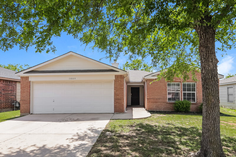 2,010/Mo, 1009 Springcreek Dr Denton, TX 76210 External View