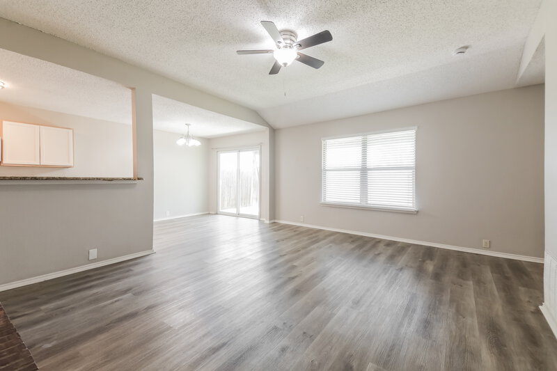 2,010/Mo, 1009 Springcreek Dr Denton, TX 76210 Living Room View