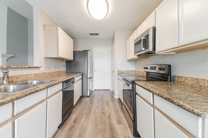 2,010/Mo, 1009 Springcreek Dr Denton, TX 76210 Kitchen View