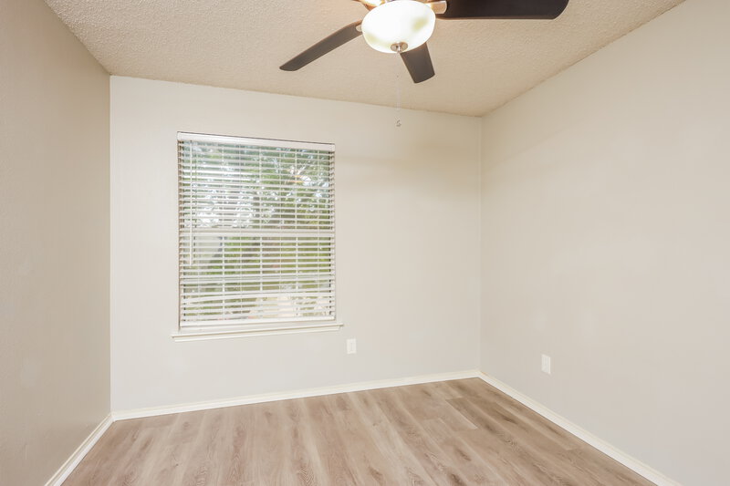 2,445/Mo, 214 Layman Dr Cedar Hill, TX 75104 Bedroom View 3