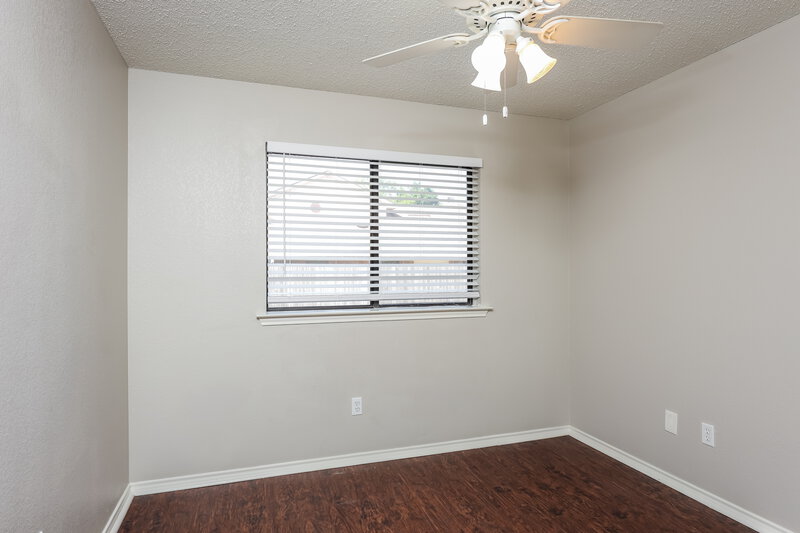 1,980/Mo, 907 Park Place Boulevard Midlothian, TX 76065 Misc View 10