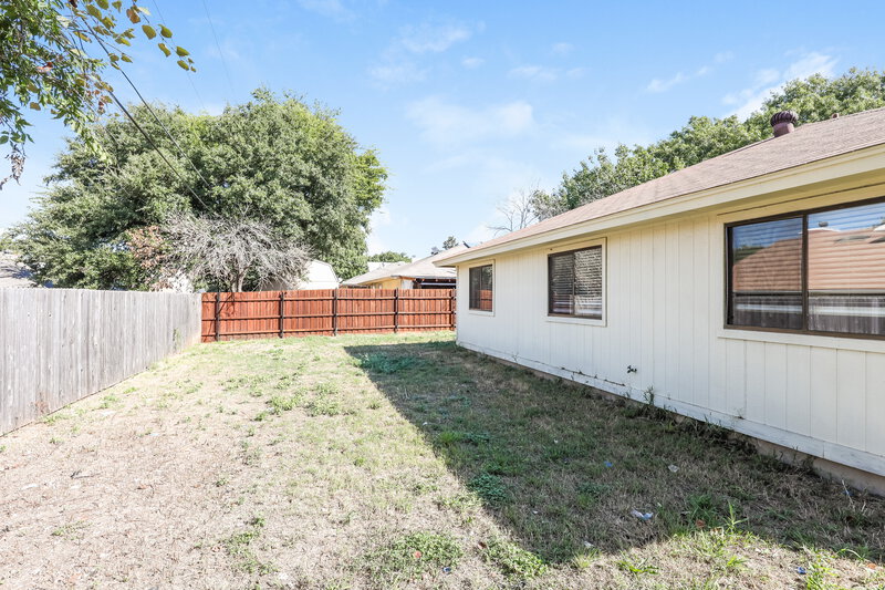 1,980/Mo, 907 Park Place Boulevard Midlothian, TX 76065 Misc View 13