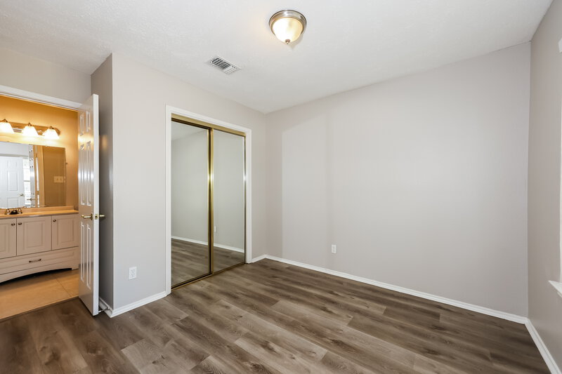 2,200/Mo, 817 Clover Hill Lane Cedar Hill, TX 75104 Bedroom View 2