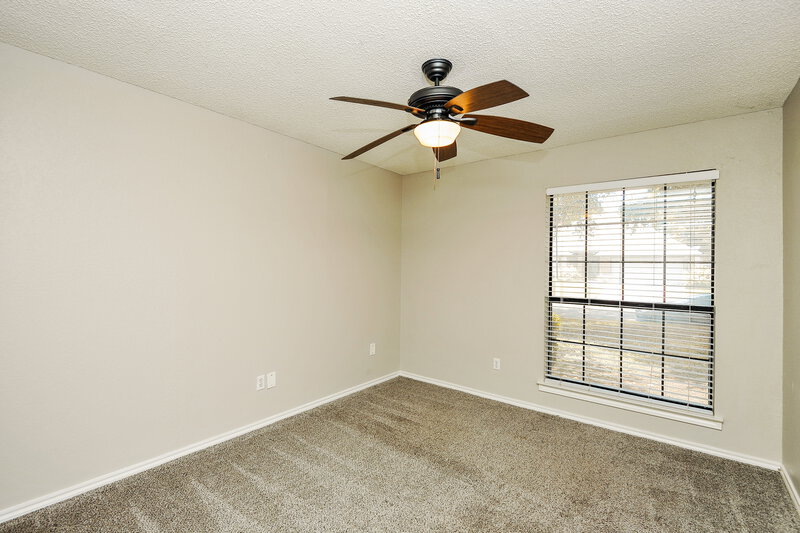 1,975/Mo, 4909 Barberry Drive Fort Worth, TX 76133 Bedroom View