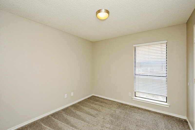 1,975/Mo, 4909 Barberry Drive Fort Worth, TX 76133 Bedroom View 2