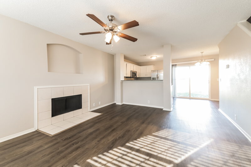 2,060/Mo, 237 Yale Blvd Glenn Heights, TX 75154 Living Room View