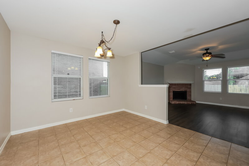 2,020/Mo, 573 Creekbend Street Crowley, TX 76036 Dining Room View