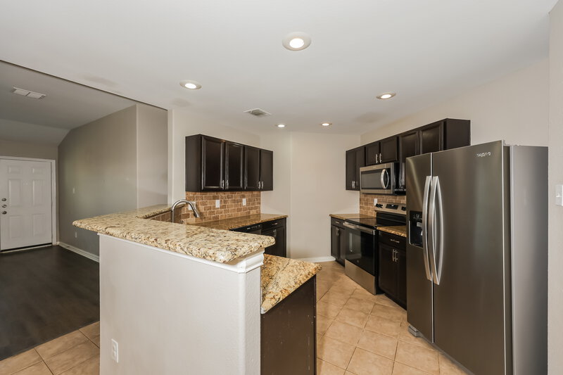 2,020/Mo, 573 Creekbend Street Crowley, TX 76036 Kitchen View