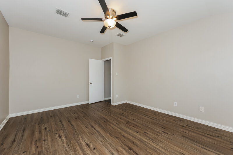 2,020/Mo, 573 Creekbend Street Crowley, TX 76036 Main Bedroom View 2