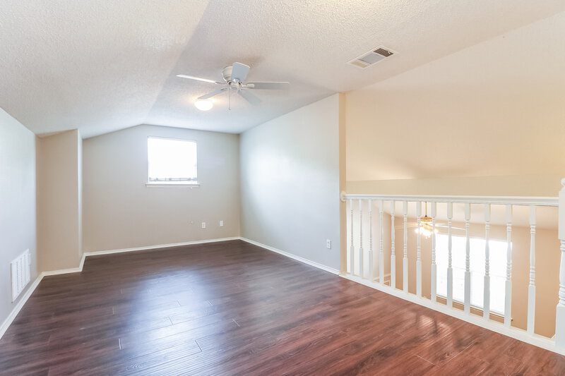 2,060/Mo, 5009 Cedar Springs Drive Fort Worth, TX 76179 Living Room View 4