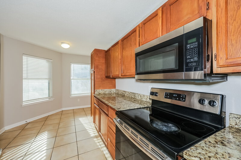 2,115/Mo, 8440 Auburn Drive Fort Worth, TX 76123 Kitchen View 2