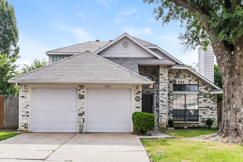 2,260/Mo, 6209 Mercedes Dr Arlington, TX 76001 External View