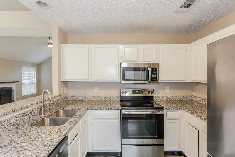 2,260/Mo, 6209 Mercedes Dr Arlington, TX 76001 Misc View 5