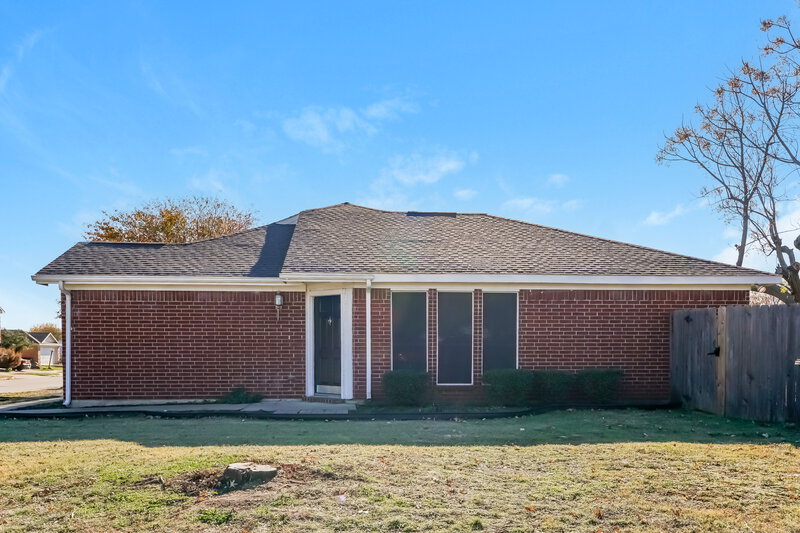 1,945/Mo, 8612 Garden Springs Drive Fort Worth, TX 76123 Misc View