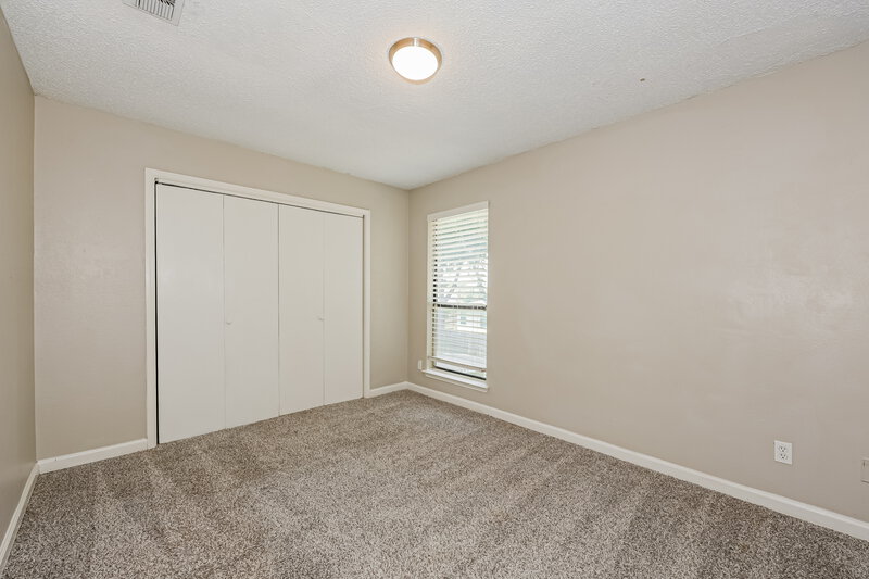 1,865/Mo, 1804 Lincolnshire Way Fort Worth, TX 76134 Bedroom View 2