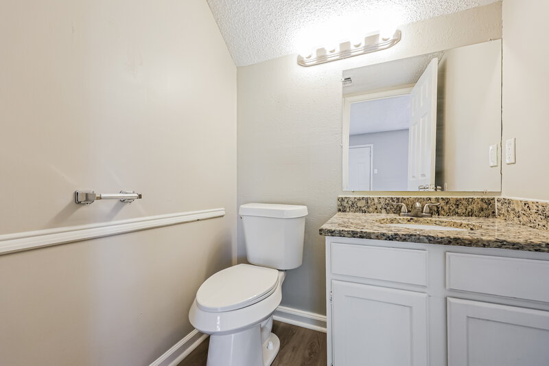 1,865/Mo, 1804 Lincolnshire Way Fort Worth, TX 76134 Bathroom View 2
