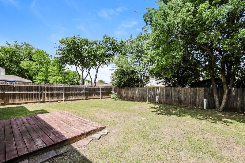 2,155/Mo, 1804 Lincolnshire Way Fort Worth, TX 76134 Rear View