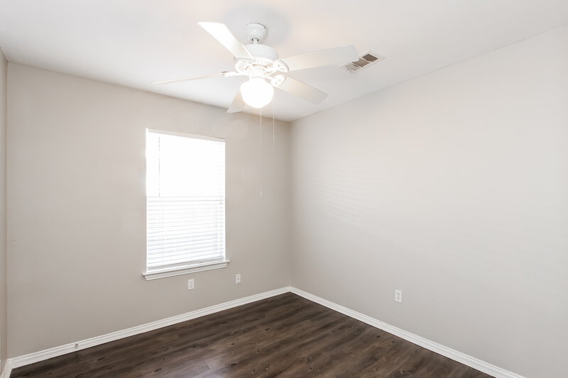 2,180/Mo, 1142 Barrymore Lane Duncanville, TX 75137 Bedroom View