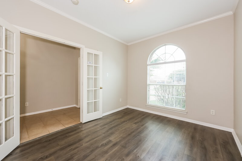 2,260/Mo, 115 Richard Lane Red Oak, TX 75154 Office View