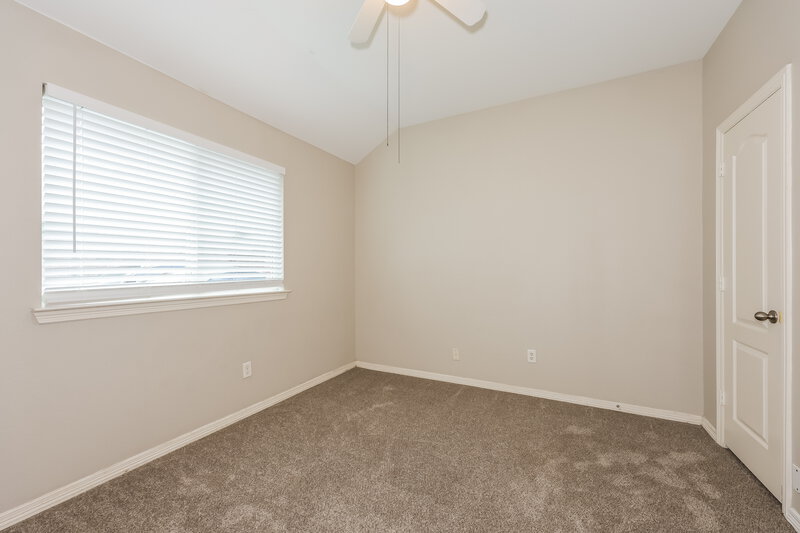 2,260/Mo, 115 Richard Lane Red Oak, TX 75154 Bedroom View 2