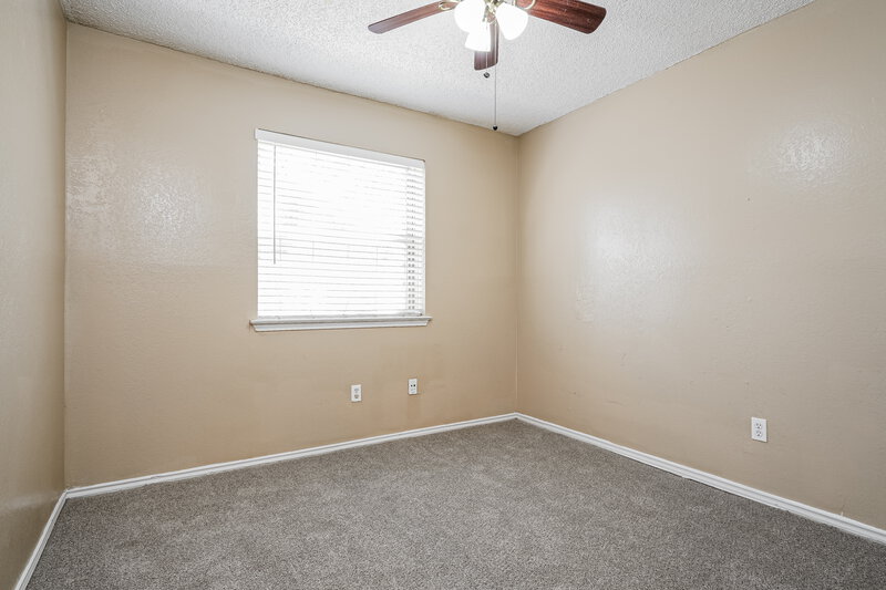 0/Mo, 405 Lemon Drive Arlington, TX 76018 Bedroom View 2