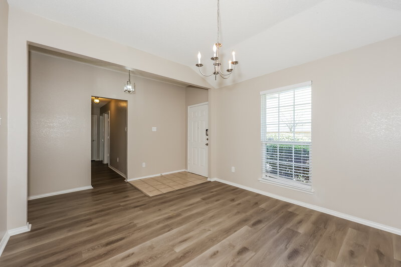 2,190/Mo, 721 Horseshoe Desoto, TX 75115 Dining Room View