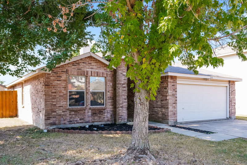 2,100/Mo, 1968 Riverchase Lane Fort Worth, TX 76247 External View