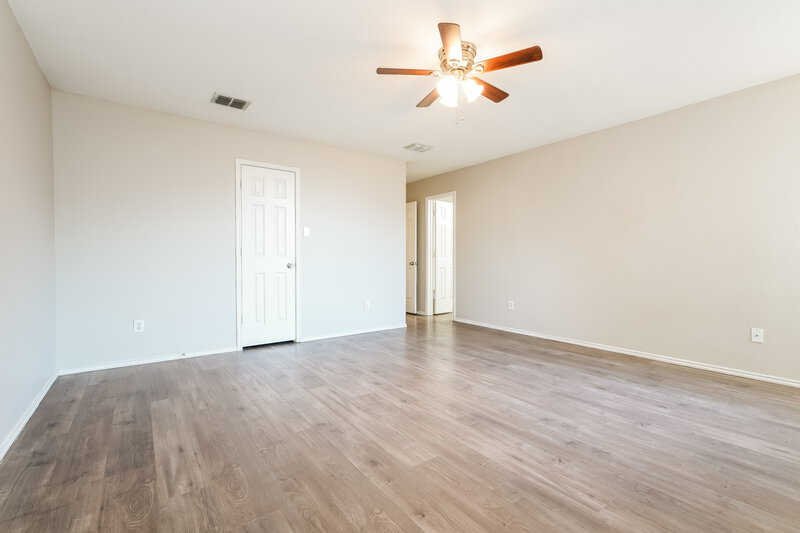 2,100/Mo, 1968 Riverchase Lane Fort Worth, TX 76247 Main Bedroom View 2