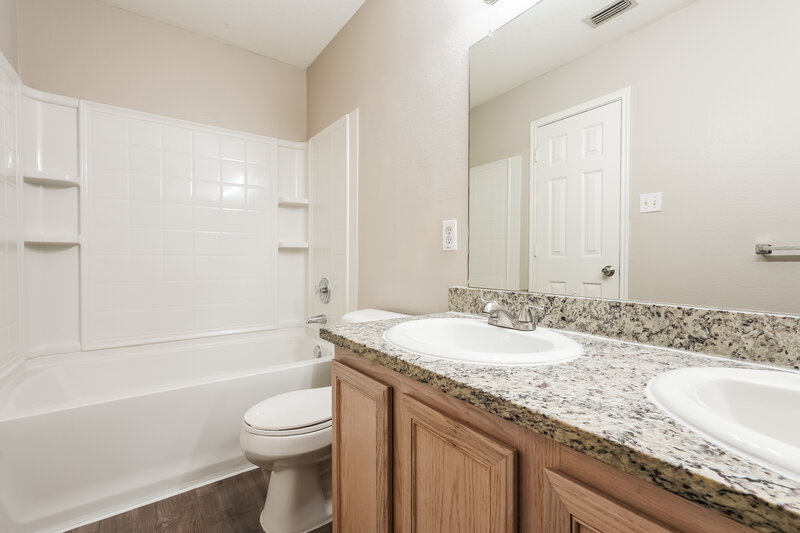 2,100/Mo, 1968 Riverchase Lane Fort Worth, TX 76247 Bathroom View
