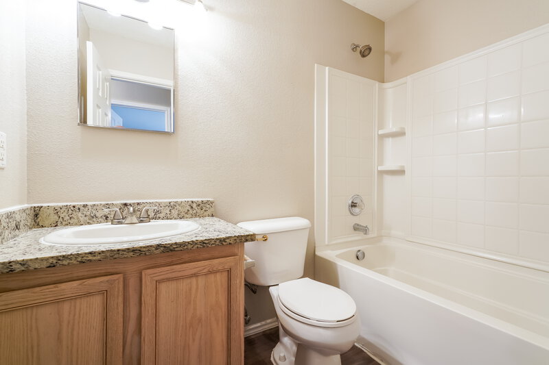 2,100/Mo, 1968 Riverchase Lane Fort Worth, TX 76247 Bathroom View 2