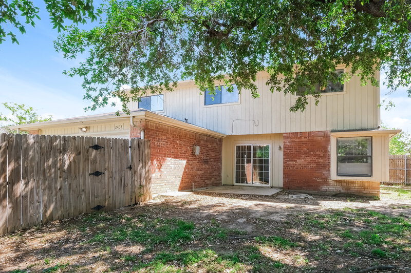 2,595/Mo, 2433 Deer Run Lewisville, TX 75067 Rear View