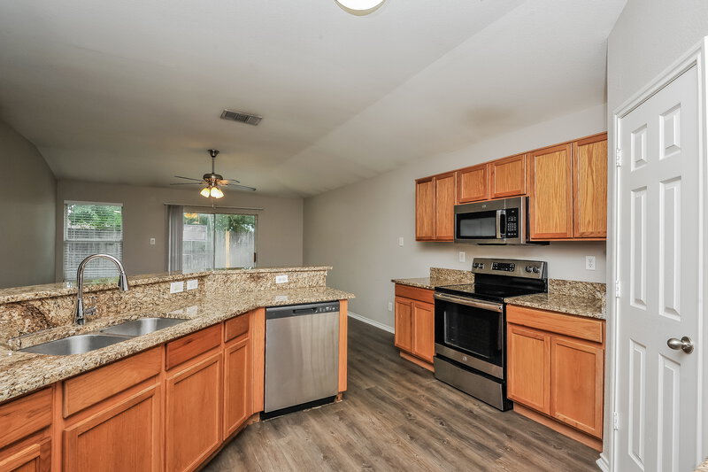 1,845/Mo, 3301 Royal Crest Drive Fort Worth, TX 76140 Kitchen View 2