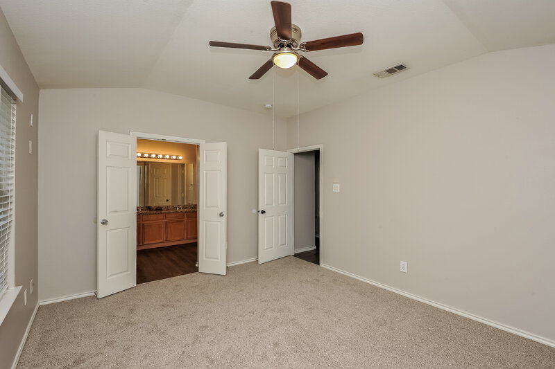 1,845/Mo, 3301 Royal Crest Drive Fort Worth, TX 76140 Main Bedroom View 2