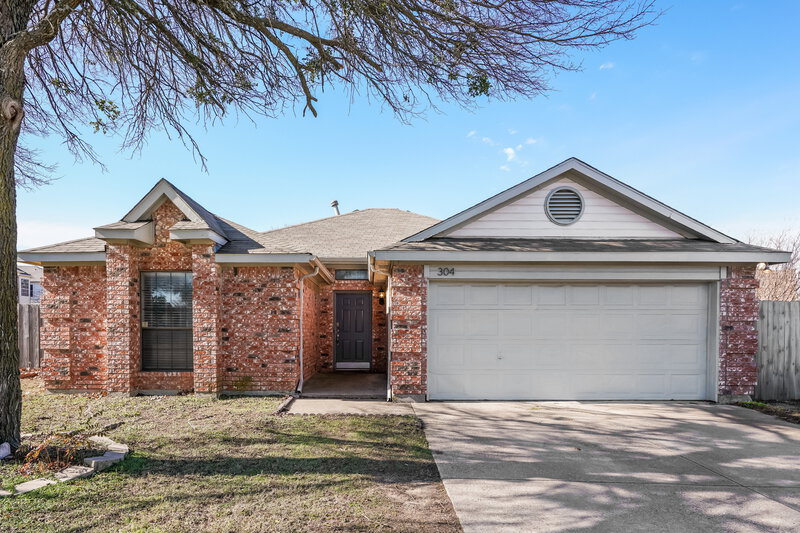 2,645/Mo, 304 Pinnacle Drive Cedar Hill, TX 75104 External View