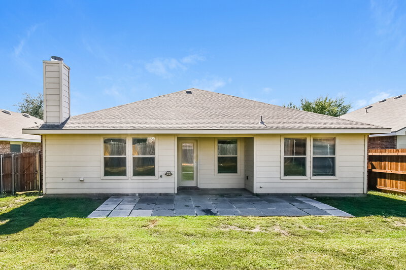 1,905/Mo, 2010 Eagle Lake Drive Forney, TX 75126 Rear View