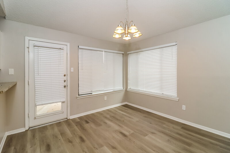 2,105/Mo, 809 Wyndham Place Arlington, TX 76017 Dining Room View