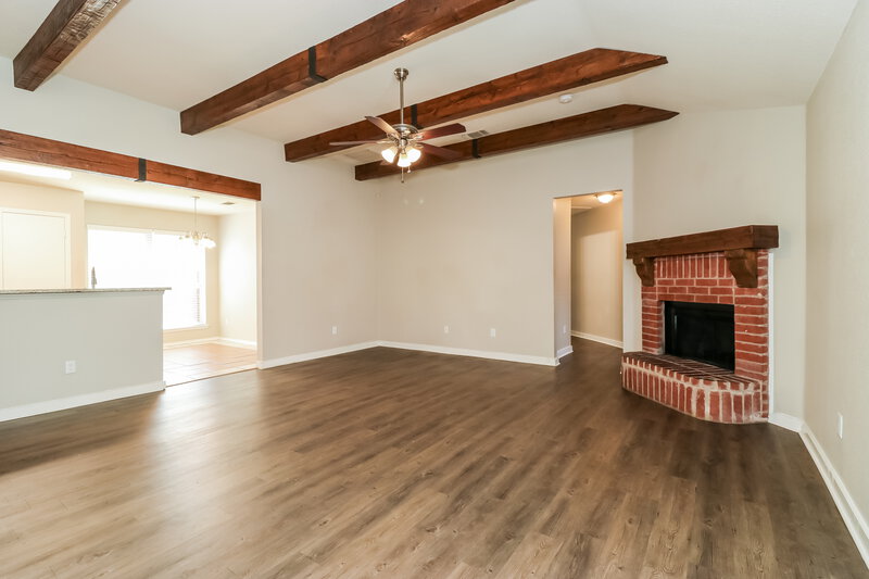 1,910/Mo, 1100 Savage Dr Denton, TX 76207 Living Room View