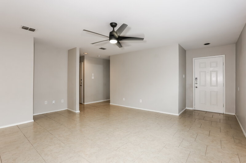 1,985/Mo, 1453 Castle Ridge Road Fort Worth, TX 76140 Living Room View
