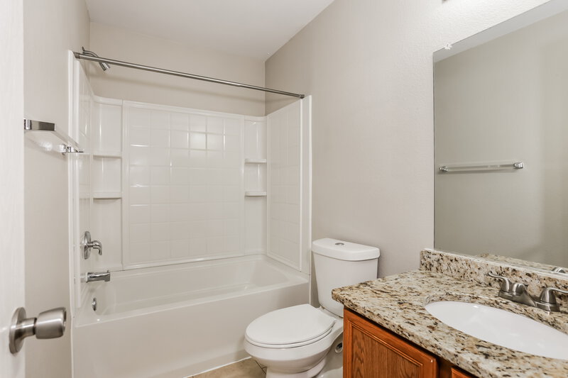 1,985/Mo, 1453 Castle Ridge Road Fort Worth, TX 76140 Bathroom View