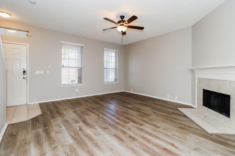 2,440/Mo, 8425 Vicksburg Lane Fort Worth, TX 76123 Living Room View