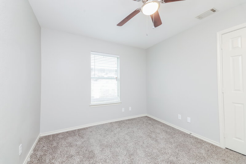 1,965/Mo, 132 Hamilton Dr Terrell, TX 75160 Bedroom View 3