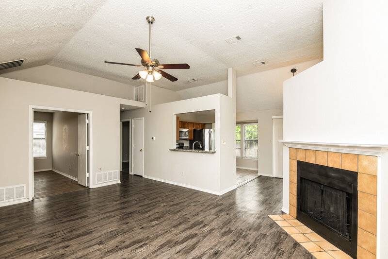 2,005/Mo, 4702 Waxwing Drive Arlington, TX 76018 Living Room View 3