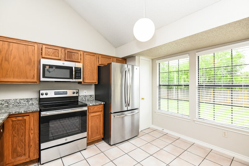 2,005/Mo, 4702 Waxwing Drive Arlington, TX 76018 Kitchen View