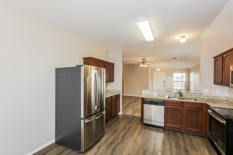 1,695/Mo, 4018 Ridgetop Drive Heartland, TX 75126 Kitchen View