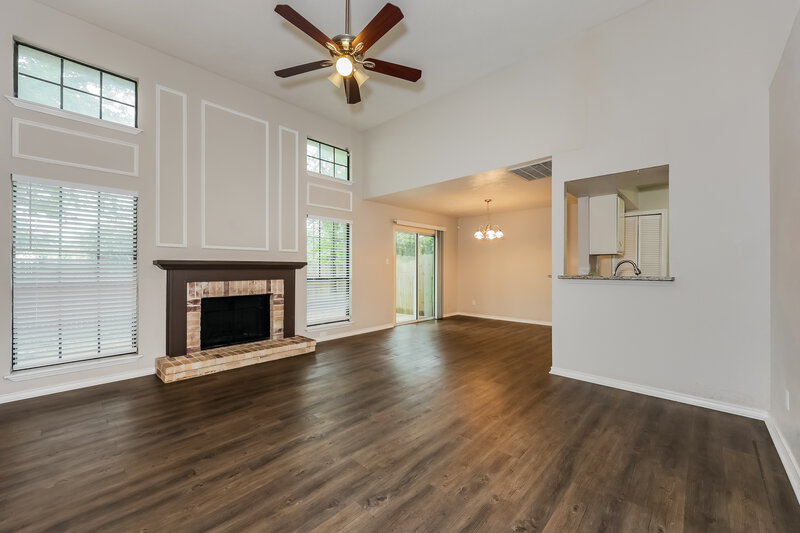 2,230/Mo, 2208 Gladstone Drive Arlington, TX 76018 Living Room View 2