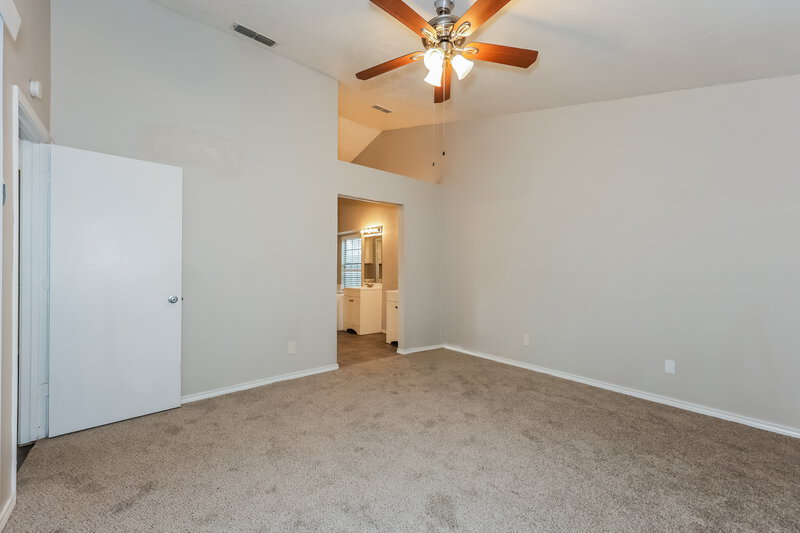 2,230/Mo, 2208 Gladstone Drive Arlington, TX 76018 Main Bedroom View 2