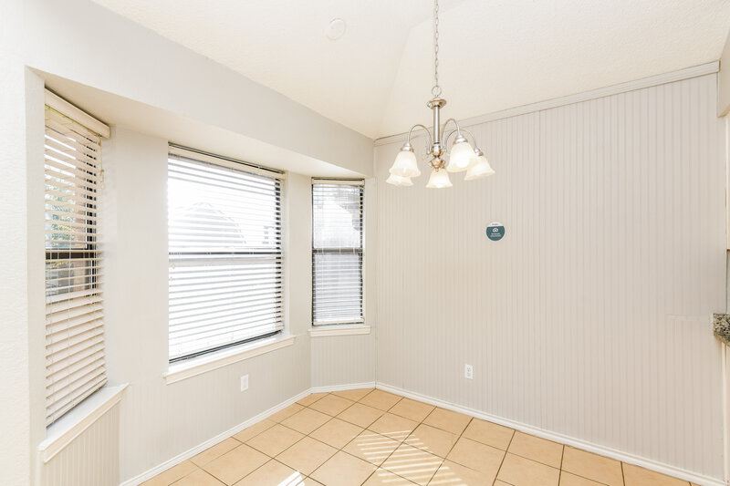 2,025/Mo, 717 Parkwest Boulevard Saginaw, TX 76179 Dining Room View